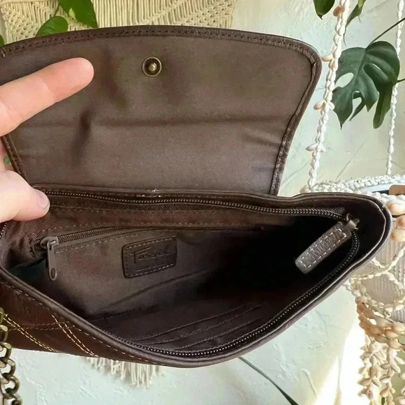 Fossil Brown Quilted Leather Wristlet / Clutch with Snap Closure - Picture 13 of 15